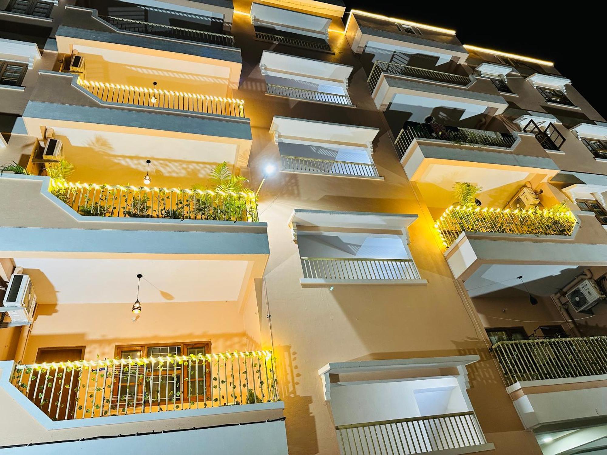 Zoomstay - 3Bhk Apartments Varanasi Eksteriør billede