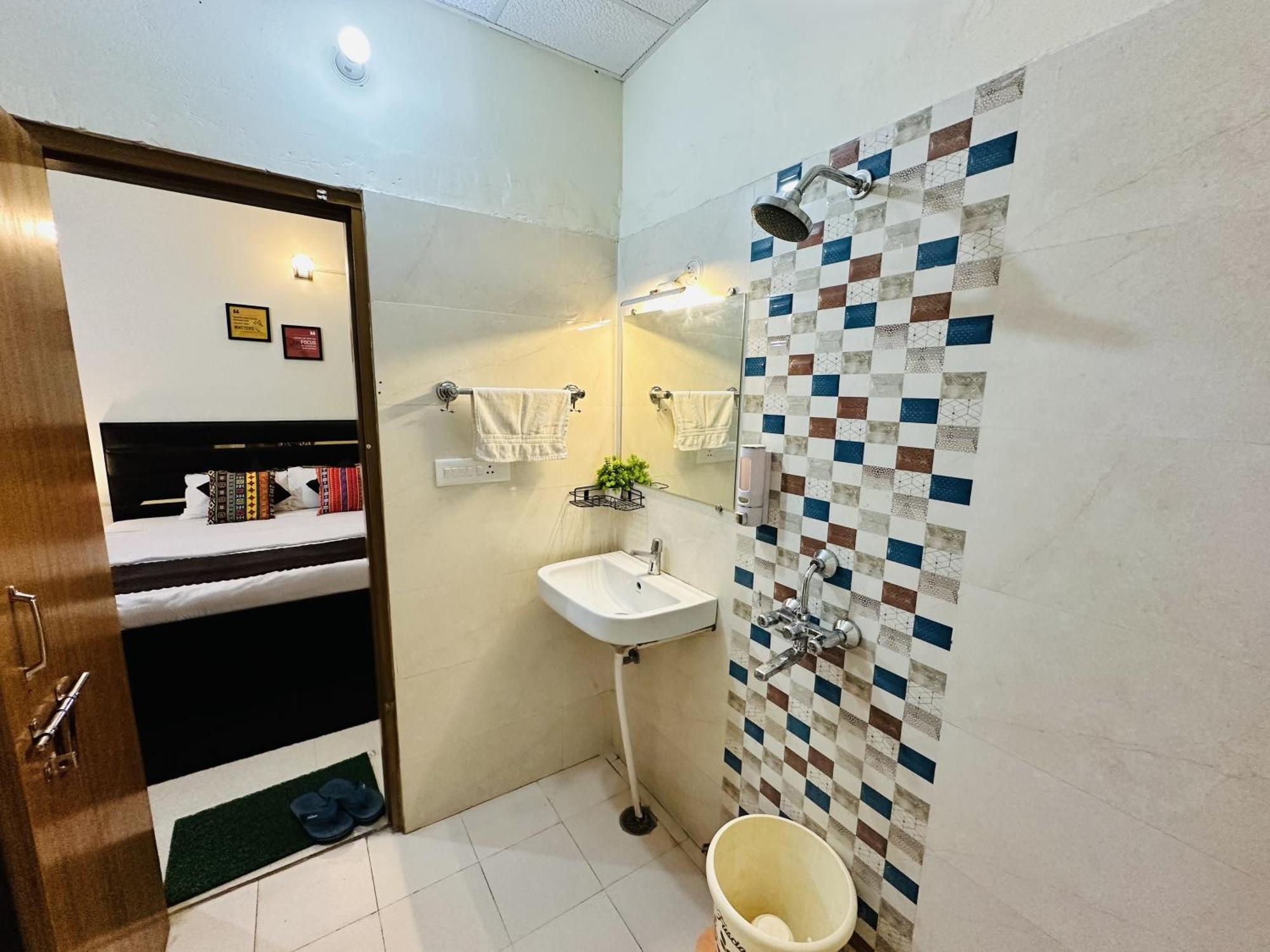 Zoomstay - 3Bhk Apartments Varanasi Eksteriør billede